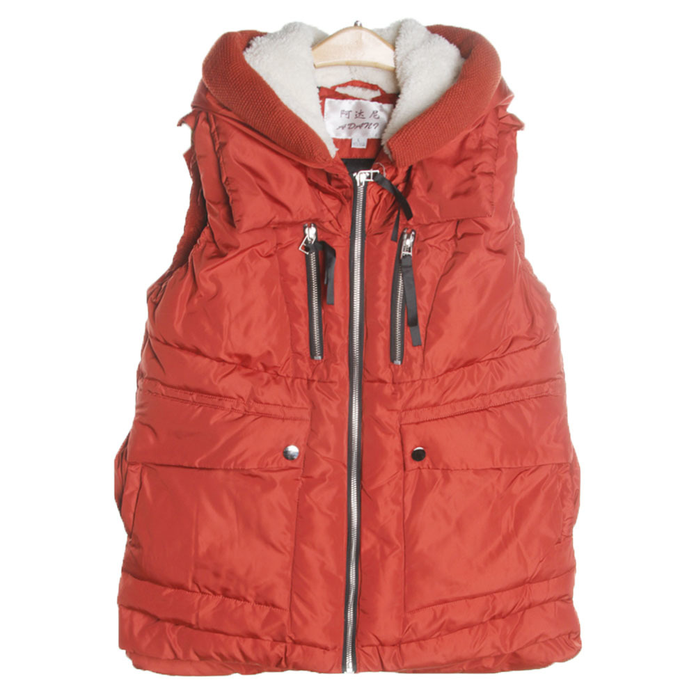 阿达尼女款<em>个性</em>舒适<em>棉马甲</em>-上品折扣网