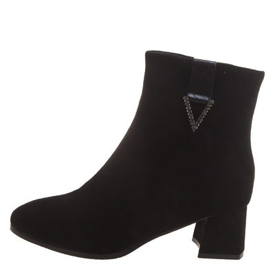 柏诺森bainuosen 2021 秋冬 名鞋 女鞋 短筒靴 2l063