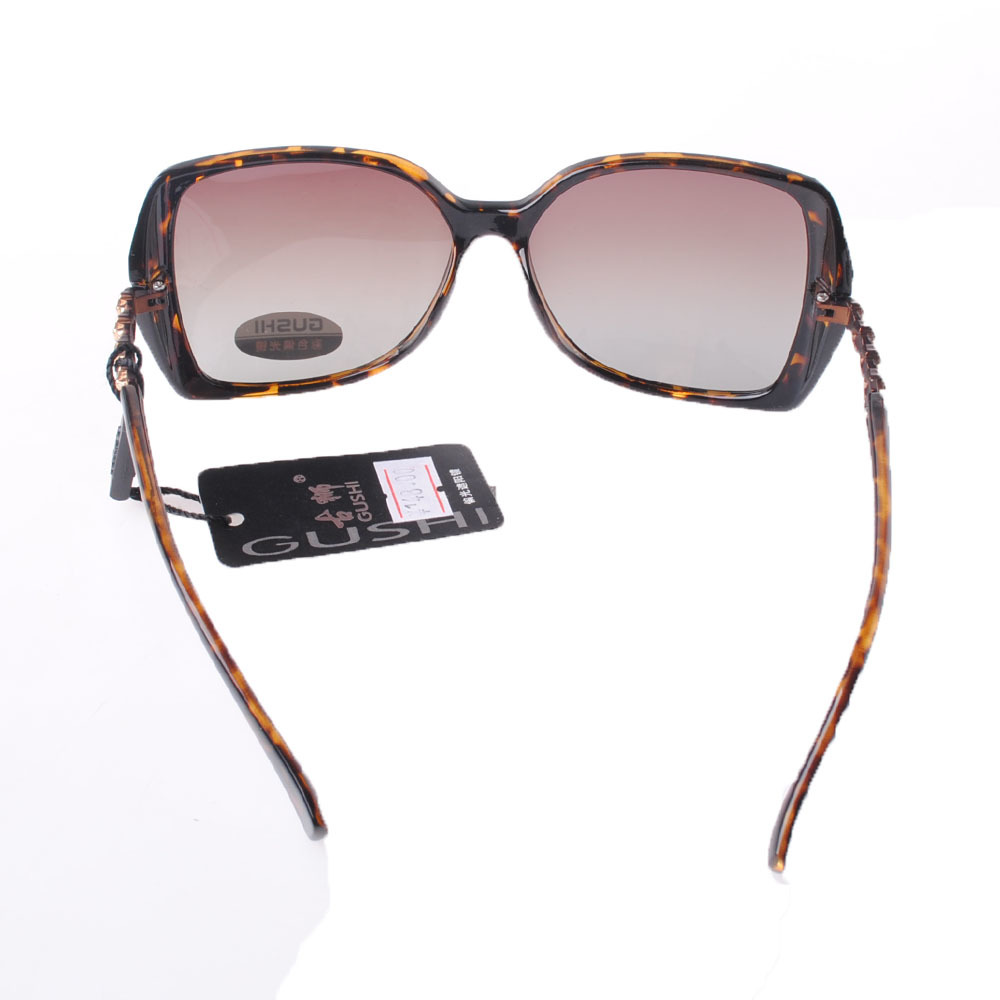 古狮gushi太阳镜 时尚不打折 阳光百分百