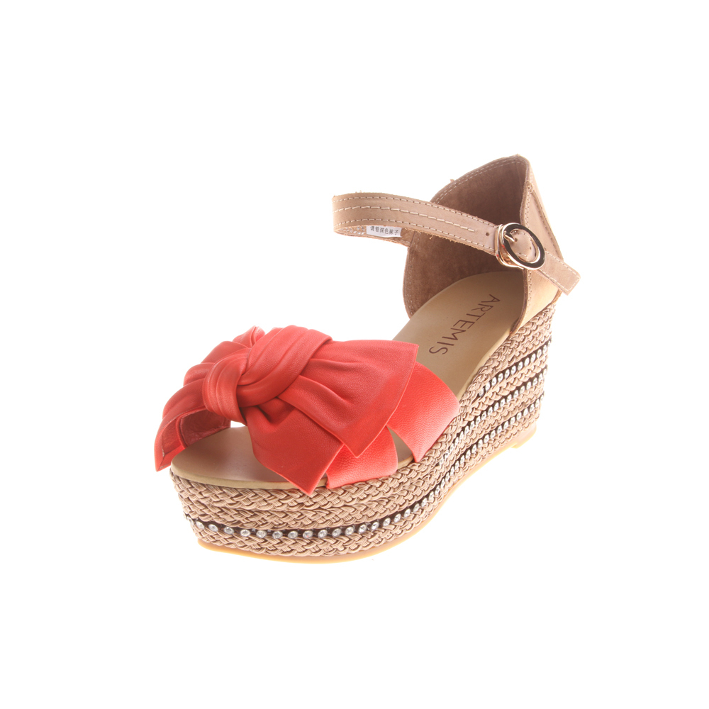 百搭夏款女鞋上新3折起           商品属性  property 品牌:artemis