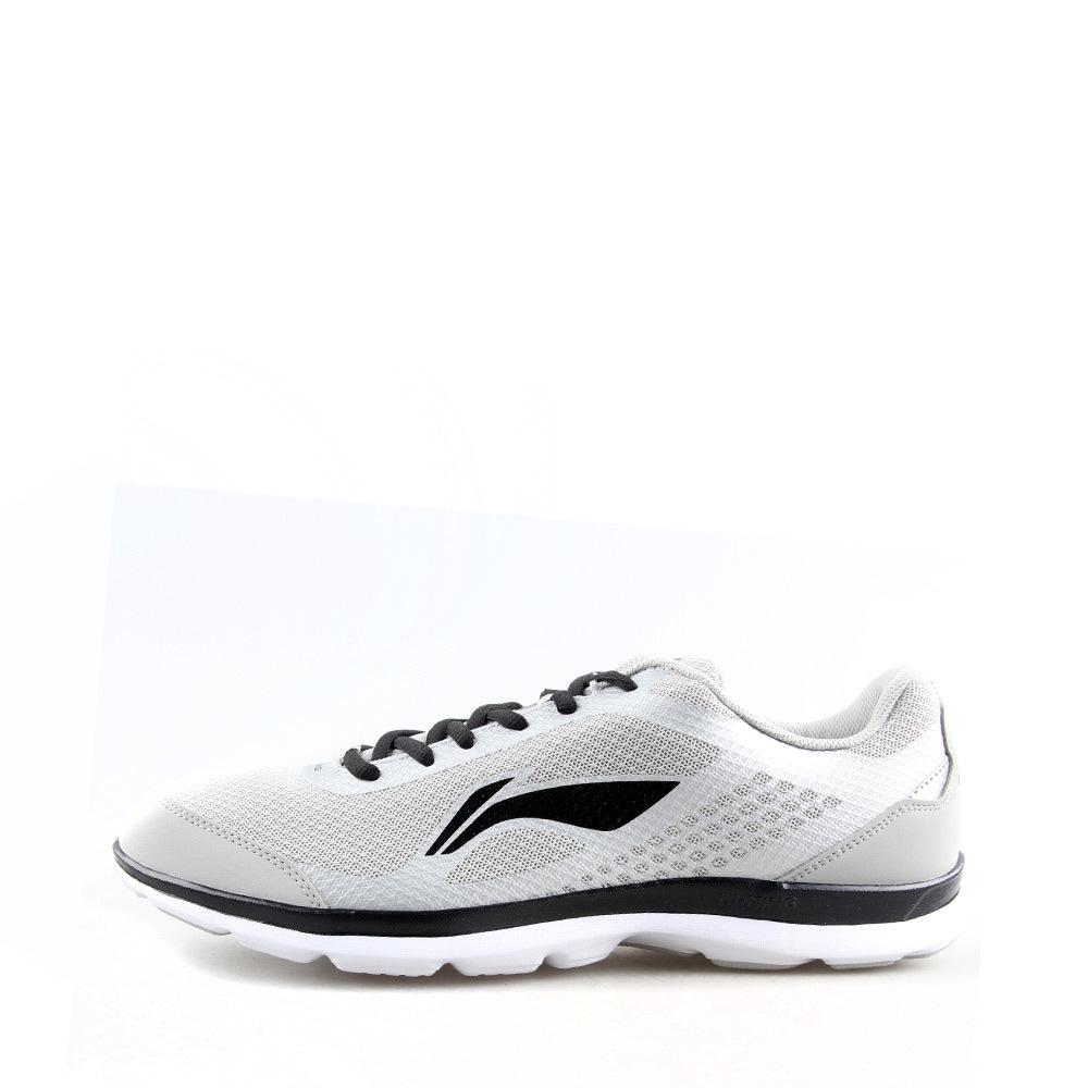 李宁男款慢跑鞋 看我无所畏惧的主宰世界