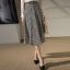 MISS LISA 2022 春夏 夏季新款优雅复古撞色宽松显瘦腰带扣不规则条纹半身裙 W26Q60227